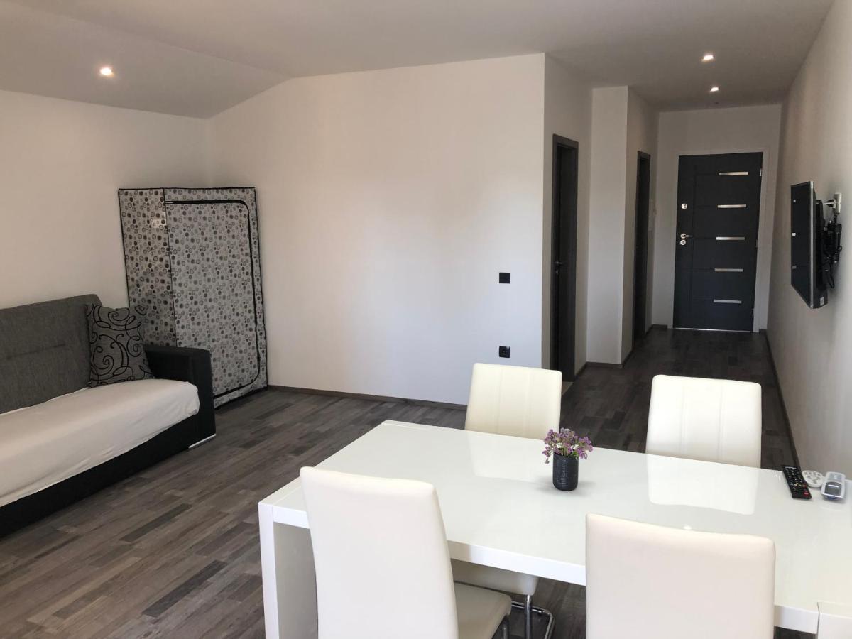 Apartmani Bm Biograd Na Moru Exterior photo