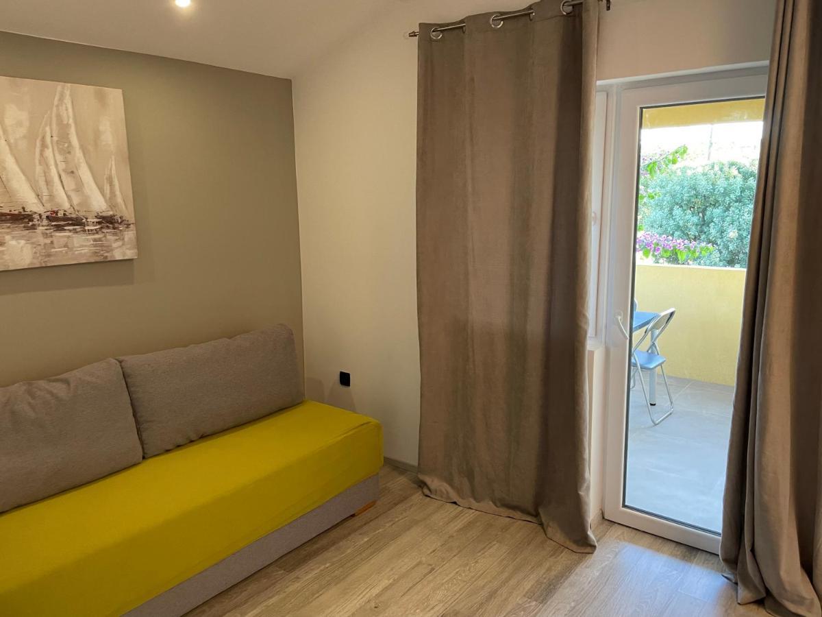 Apartmani Bm Biograd Na Moru Exterior photo