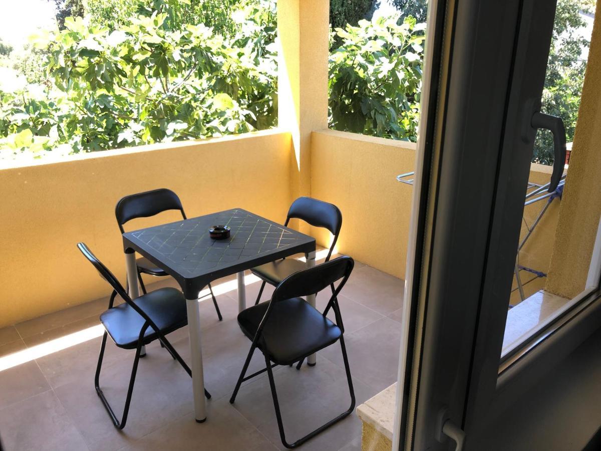 Apartmani Bm Biograd Na Moru Exterior photo